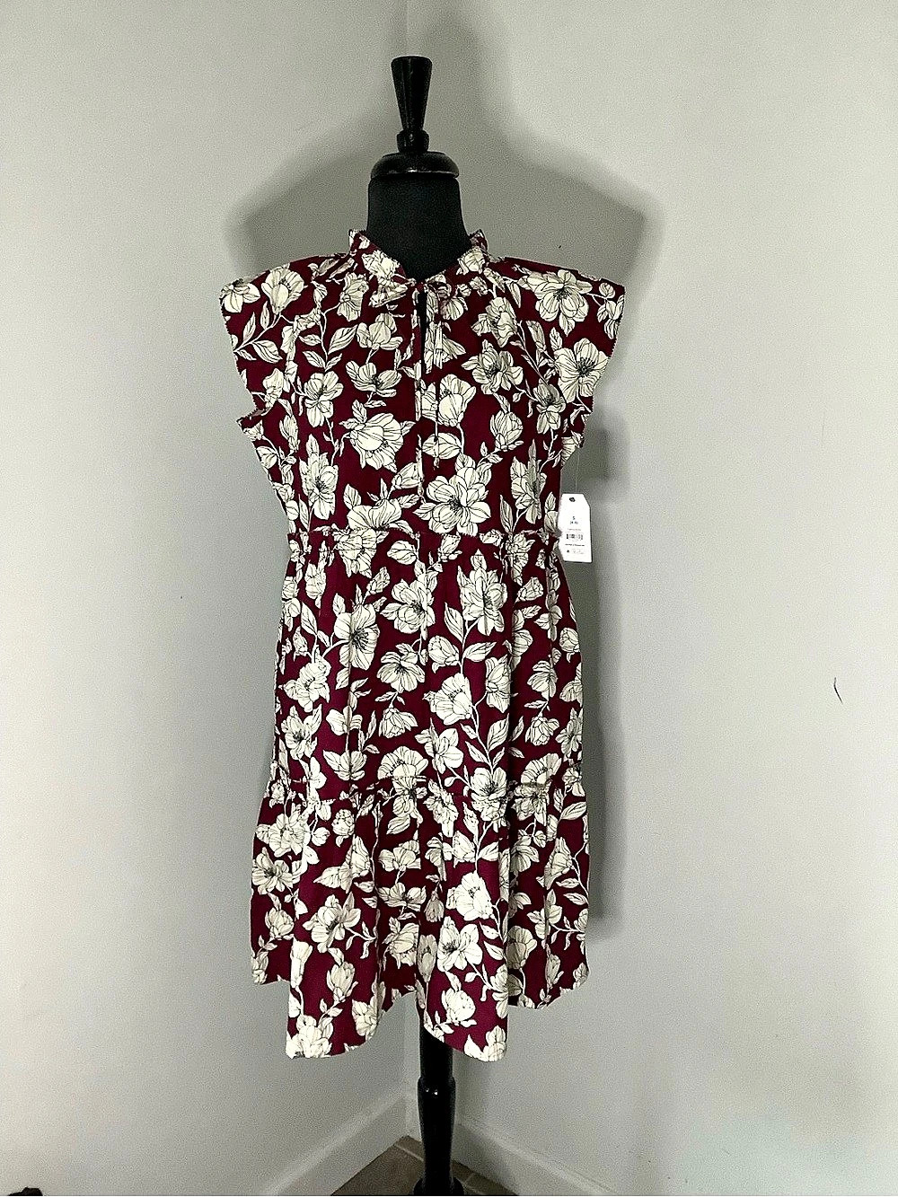 Time and Tru Flutter Dress Floral Mini Dress in Red & White Size Small NWT